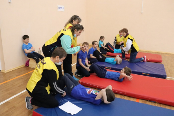  Около 100 школьников приняли участие в зимнем фестивале ГТО в Иркутском районе 